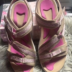 Ryka Adjustable Lightweight Sport Sandal Tan/Pink Women's Sandals, Sz 9.5